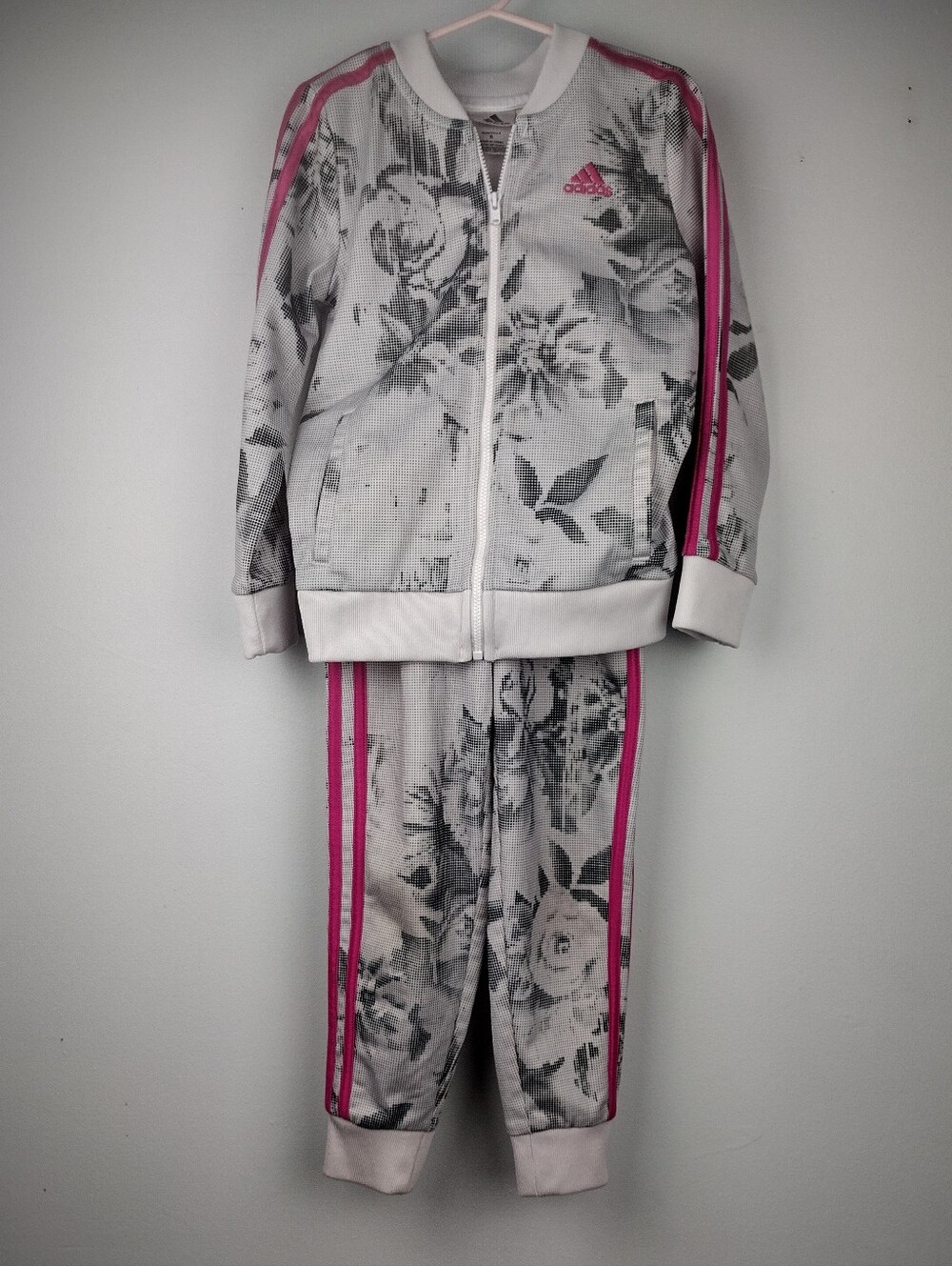 Adidas Floral Girl's Track Jacket & Pants kid's size 5 - Picture 9 of 9